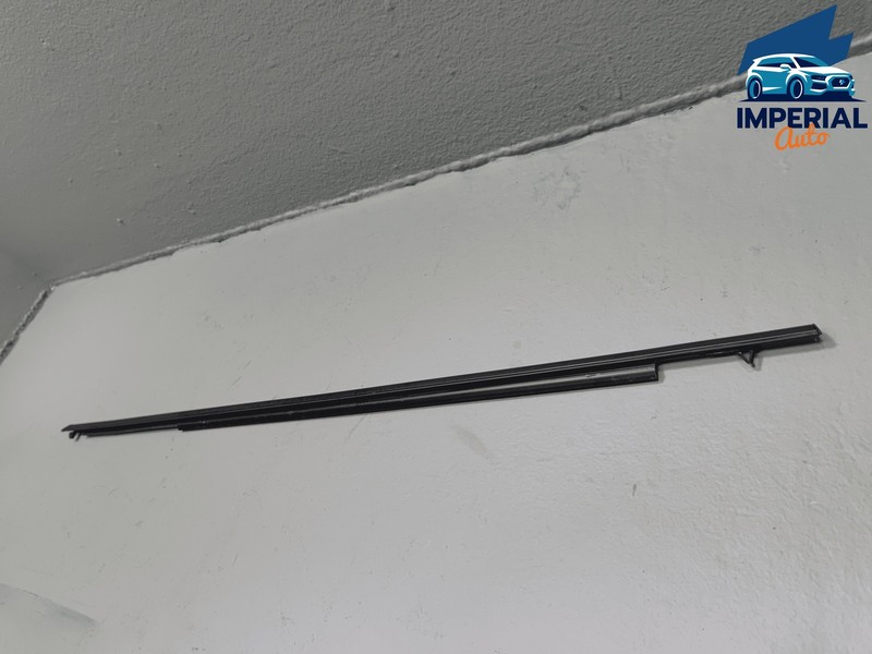 TOYOTA RAV4 REAR RIGHT PASSENGER SIDE DOOR WINDOW BELT MOLDING OEM 2019-2025