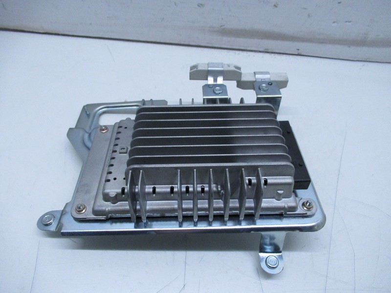 04-08 MASERATI QUATTROPORTE BOSE AUDIO SYSTEM AMPLIFIER AMP OEM