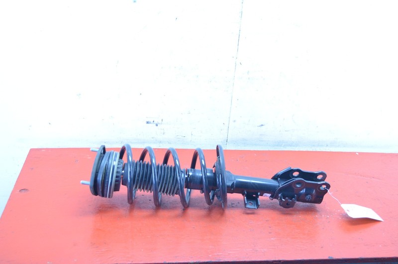 19-21 MAZDA CX-5 2.5L AWD FRONT RIGHT PASSENGER SHOCK STRUT ABSORBER OEM