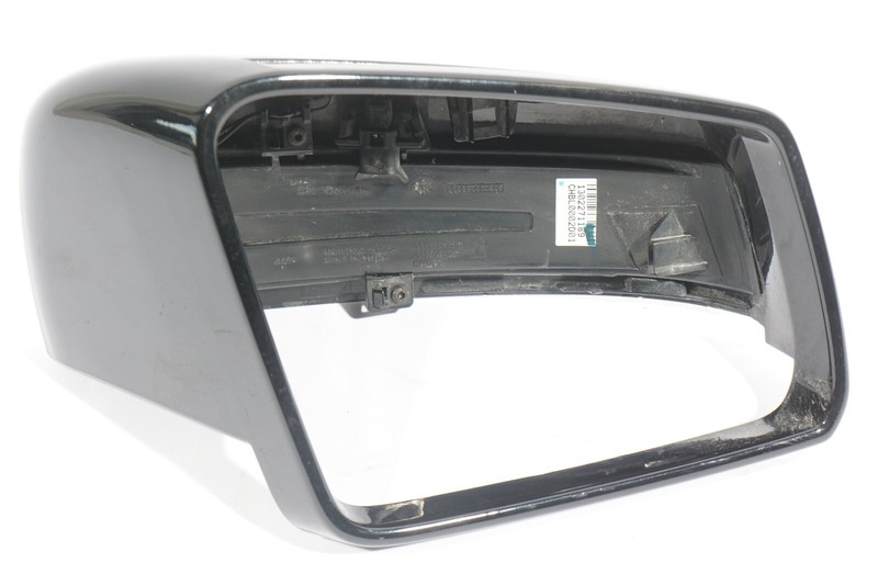 2010-2014 MERCEDES BENZ W204 C250 C300 RIGHT SIDE MIRROR COVER OEM A3159436