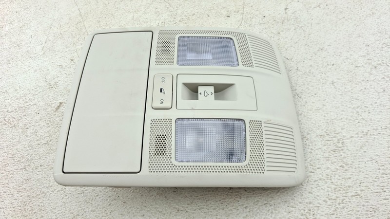 2018-2021 MAZDA 6 FRONT ROOF OVERHEAD CONSOLE DOME LIGHT OEM