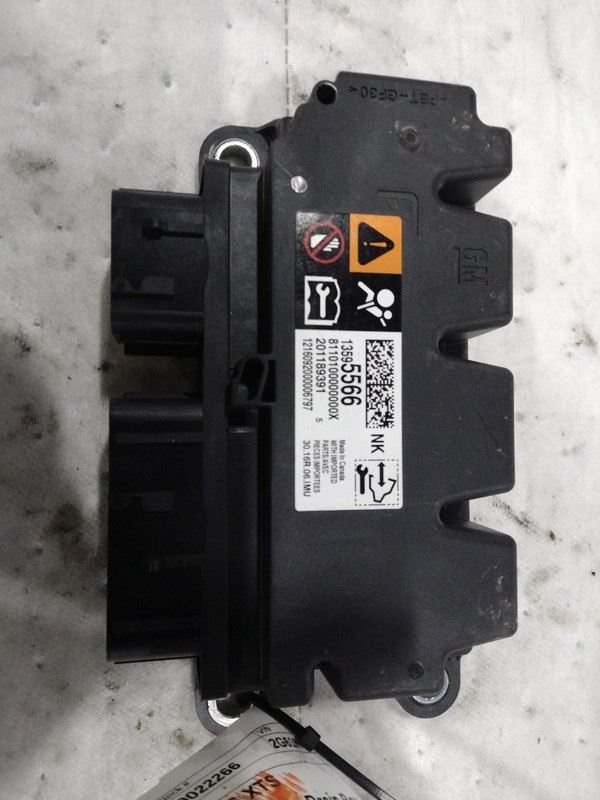 Used Air Bag Module fits: 2016 Cadillac Xts Air Bag below console ID 13593234 Gr