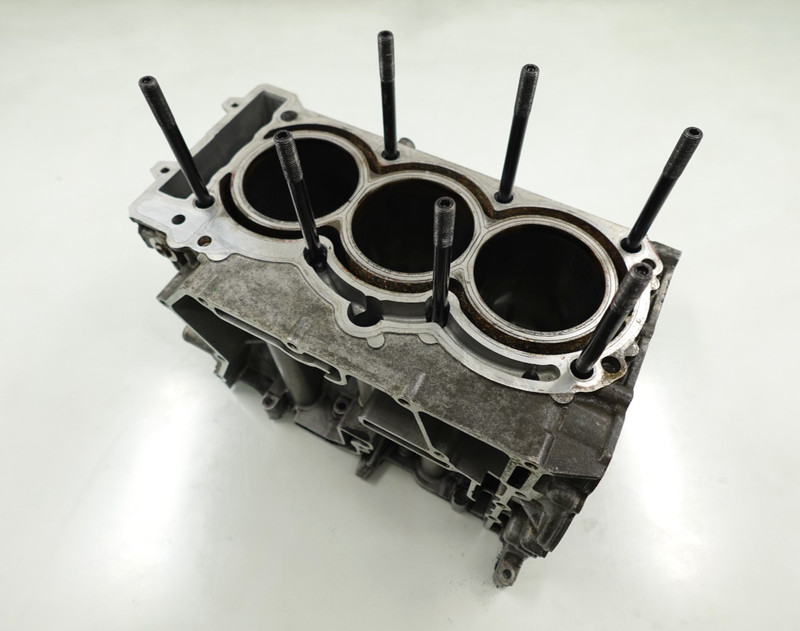2017-2026 Can-Am Maverick X3 OEM Upper Engine Case Block 420893001 (FOR REPAIR)
