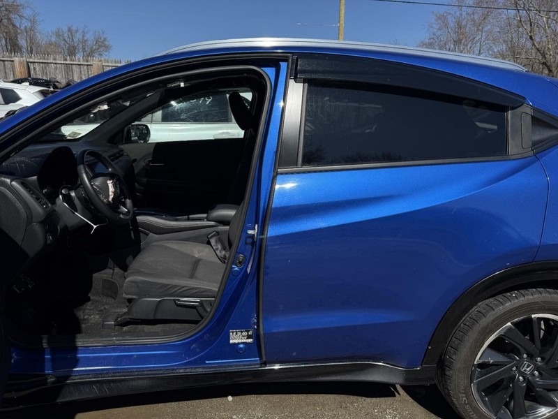 2016-2022 HONDA HR-V LEFT ROCKER W/POST BLUE PC:AF5 1.8L AT AWD 189K SPORT 66367