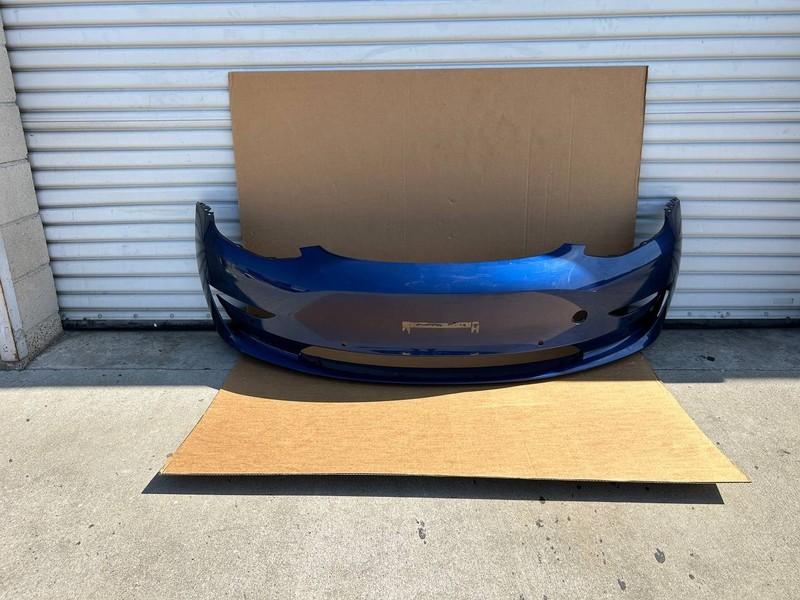 ✅2020-2023Tesla Model Y Front Bumper Cover OEM Blue