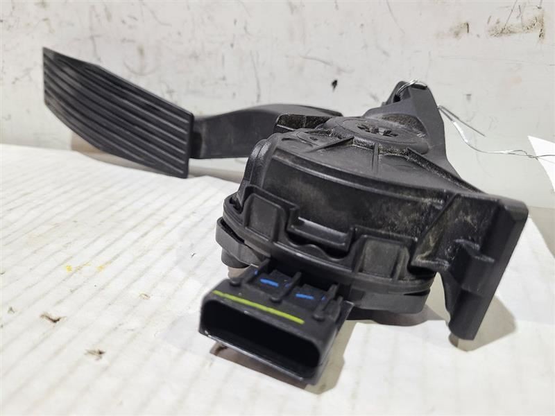 Accelerator Gas Pedal Fits 2013 MALIBU 569774