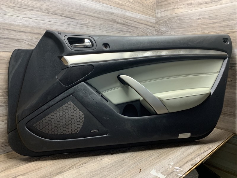 09 - 15 INFINITI G37S CONVERTIBLE PASSENGER RIGHT DOOR PANEL ASSEMBLY OEM W/Bag