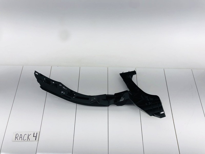 07-10 VOLKSWAGEN TOUAREG FRONT LEFT DRIVER SIDE BUMPER GUIDE BRACKET OEM
