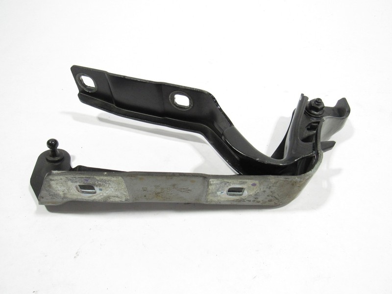 14-19 Maserati Quattroporte 2016 Front Right Passenger Hood Bonnet Hinge ;:A