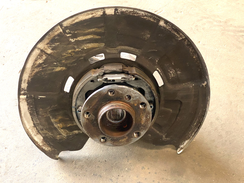 10-13 BMW X5M E70 REAR RIGHT SPINDLE KNUCKLE WHEEL HUB BEARING OEM #A0.11