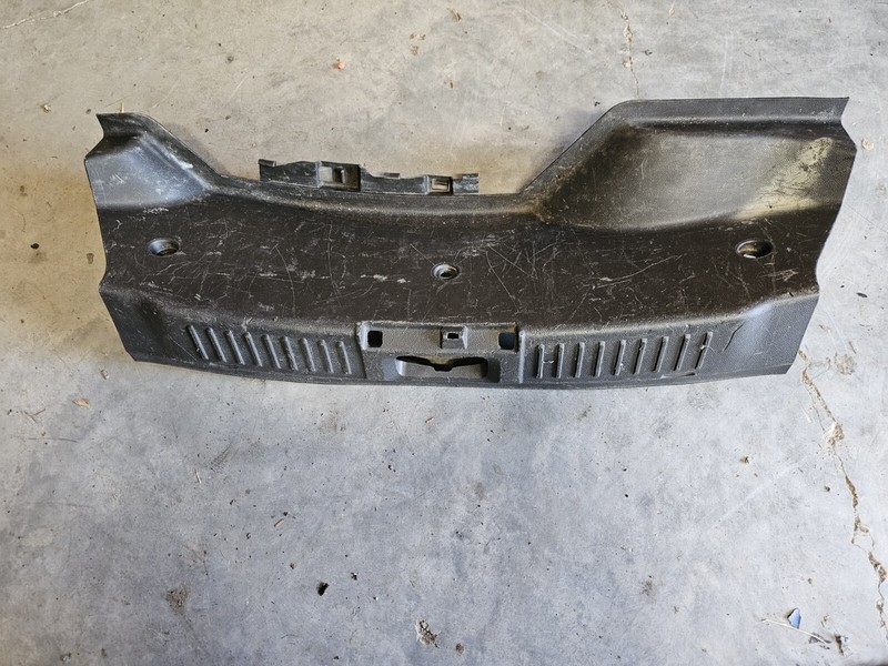 14-19 Ford Fiesta SE 1.6L AT Trunk Scuff Sill Plate OEM B
