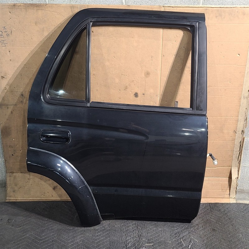 96-02 Toyota 4Runner Right Passenger Rear Door W/Glass Rh Rear Aa7487