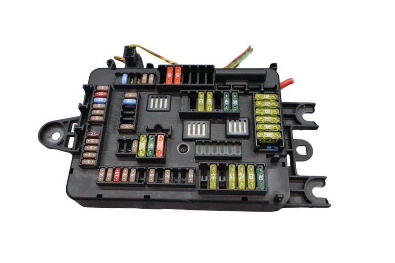 12-15 BMW 328i 335i 320i F30 Fuse Box Relay Control Module Unit 9261110 OEM