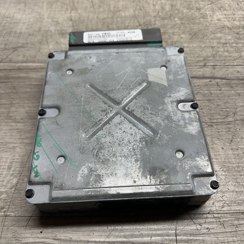 2U7A12A650EFA I 2001 - 04 Ford Mustang GT Manuel OEM MT CPE Engine Computer ECM