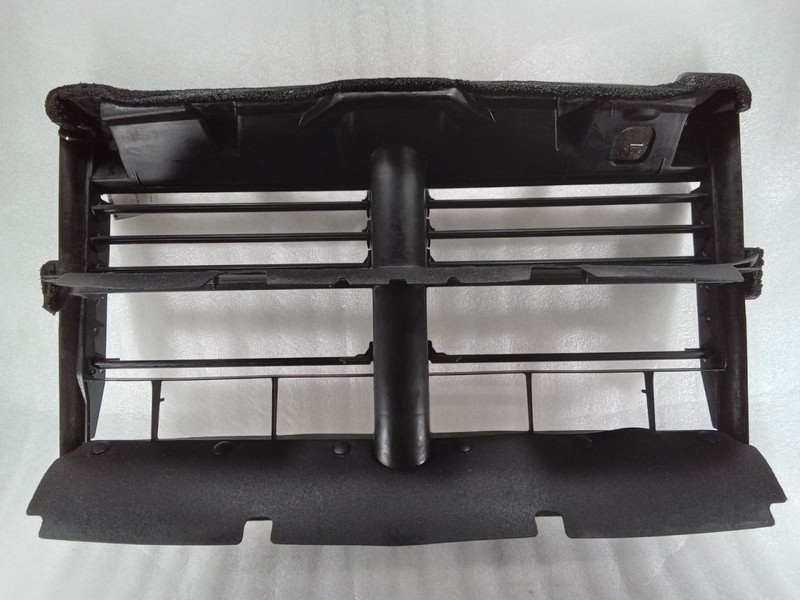 2013-2024 Dodge Ram 1500 3.0L Diesel Radiator Active Shutter Grille 68302660AB