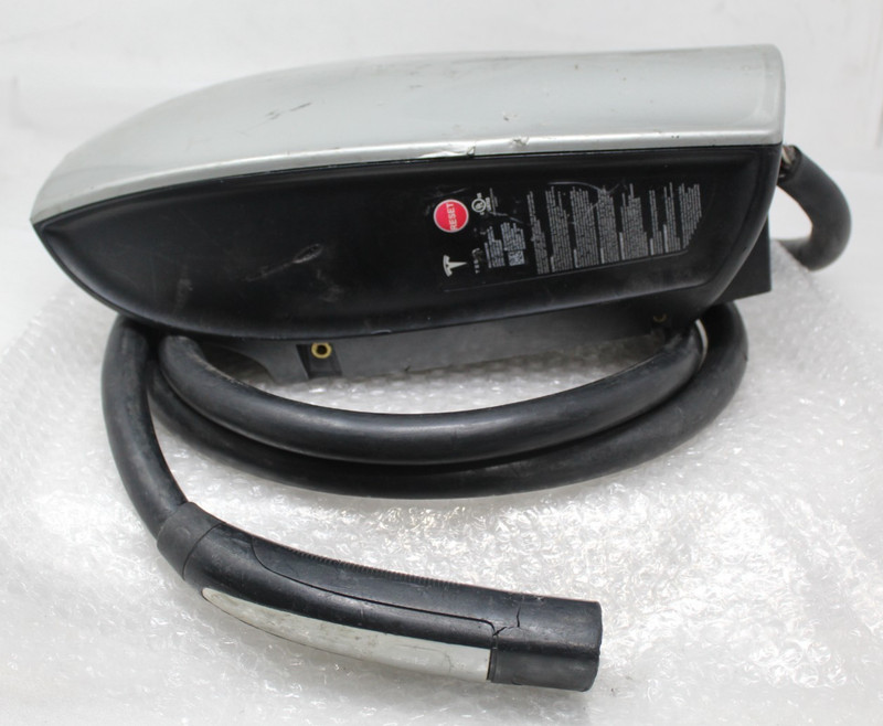 TESLA 80A WALL CONNECTOR CHARGER[UNABLE TO TEST / FOR PARTS] 1050067-00-E OEM