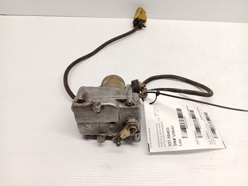 86-89 Mercedes 107 560SL Throttle Cruise Control Actuator 0025458632
