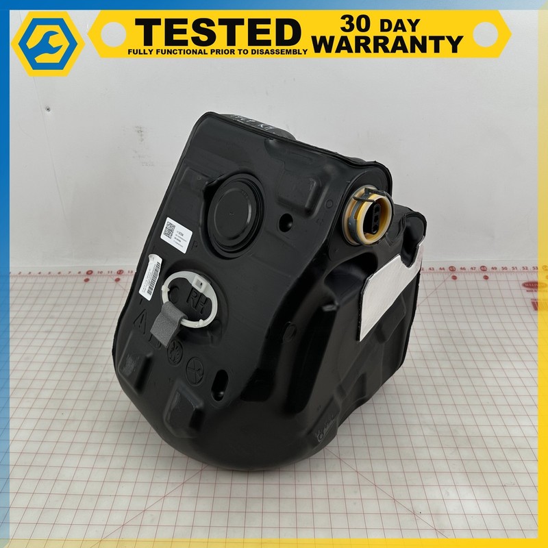 14-19 Chevy Corvette C7 RIGHT PASSENGER SIDE GASOLINE PLASTIC FUEL TANK OEM