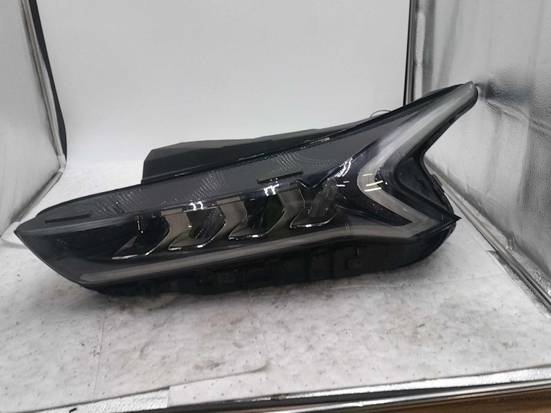 Used Left Headlight Assembly fits: 2021 Kia K5 LED reflector Left Grade A