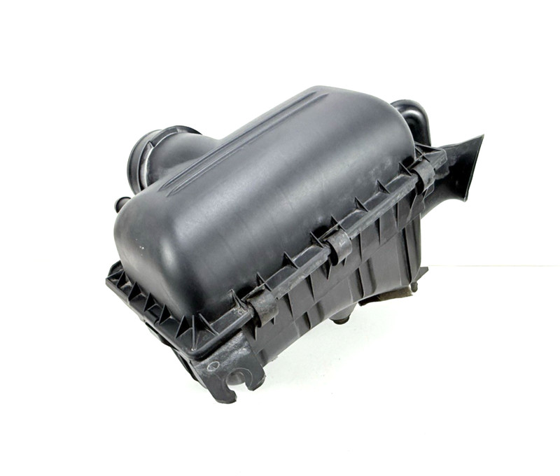 2005-2011 Dodge Dakota 3.7L Air Cleaner Filter Housing Box 53032878AA OEM