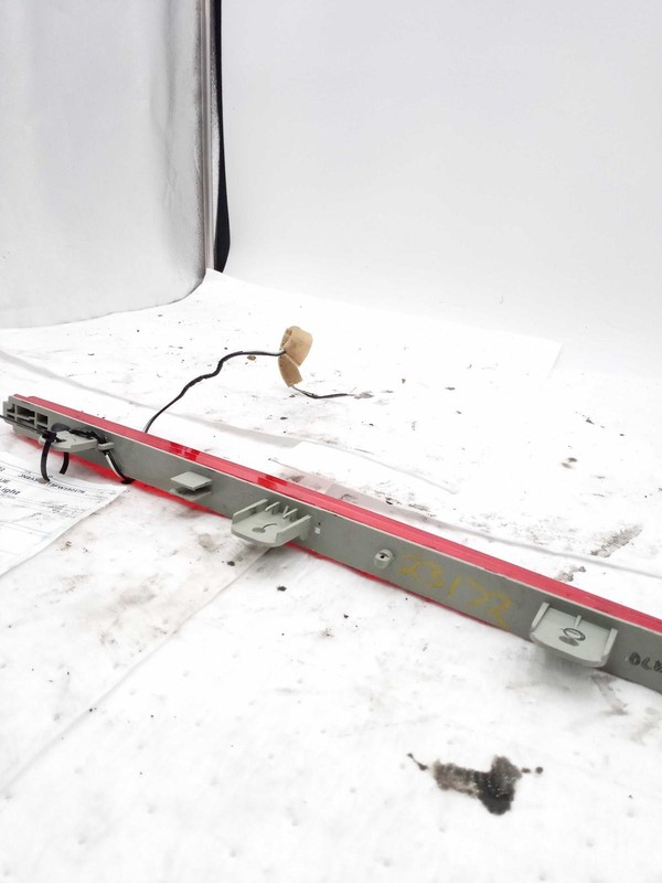 2015 Nissan Rogue Center High Mount Stop Light Assembly Black Used OEM