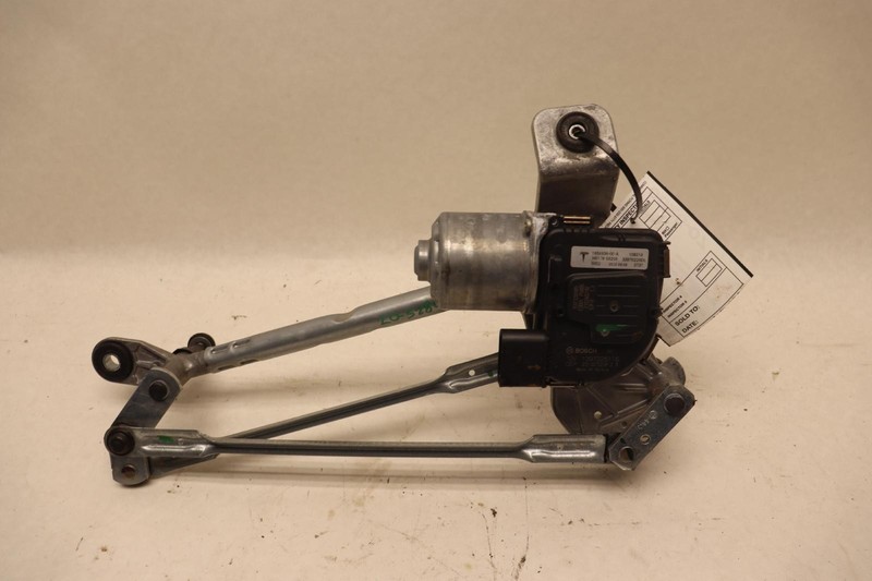 2020-2023 TESLA MODEL Y FRONT WINDSHIELD WIPER MOTOR TRANSMISSION LINKAGE OEM