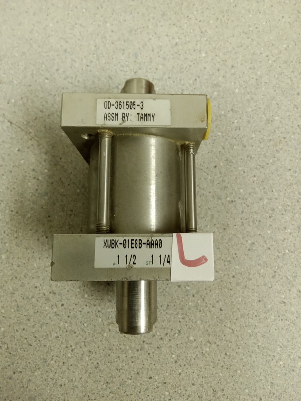 Unbranded XWBK-01E8B-AAA0 1 1/2 1 1/4 Air Cylinder