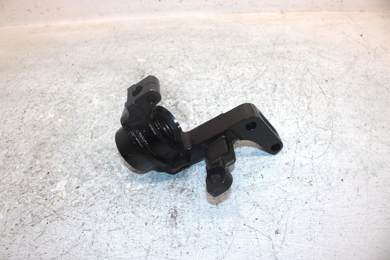 1994 YamahaTimberwolf 4wd Oem Right Steering Knuckle 4KD-23502-01-00 AY25
