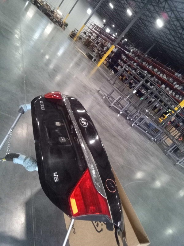 2015 KIA K900 Deck Lid Trunk Lid Black OEM Used 4DR Sedan w/Camera