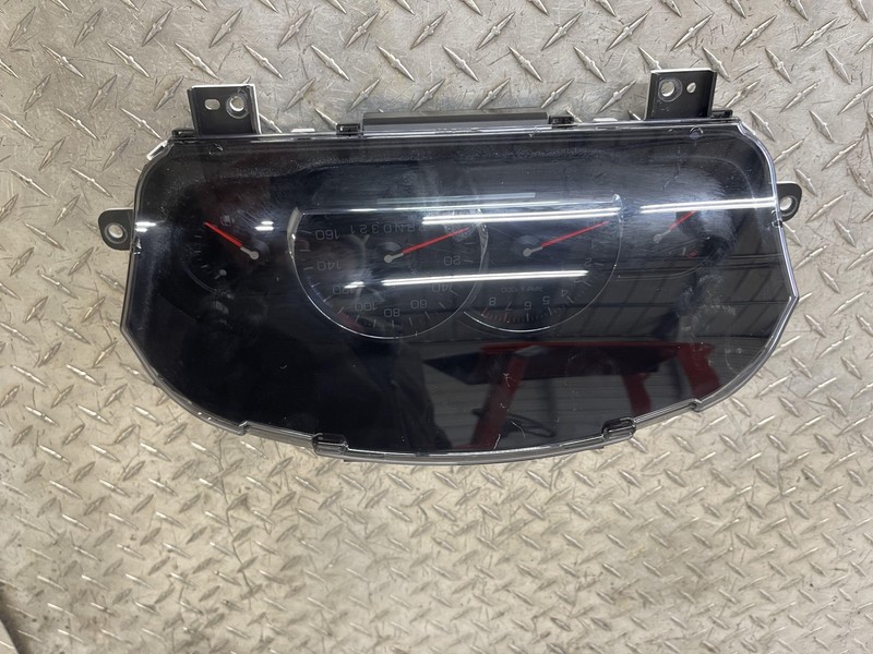 2009-2011 Cadillac DTS Speedometer Assembly Tested Oem 104K