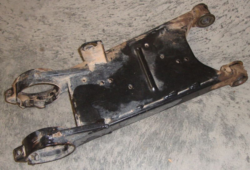 1998 Polaris Xpress 300 ATV Express Rear Axle Carrier Swing Arm Swingarm 98 Back