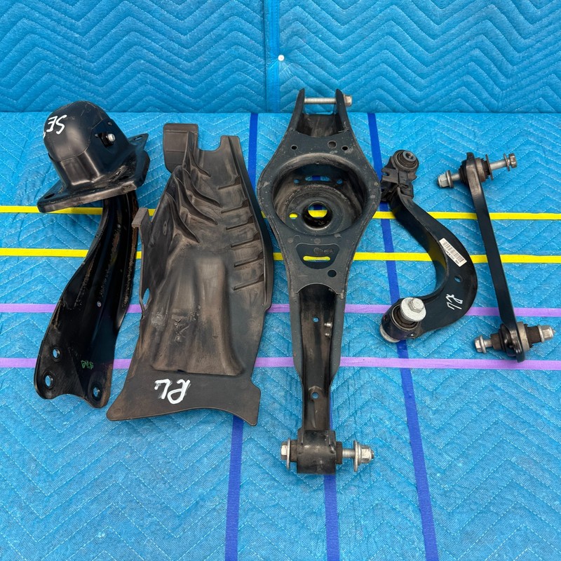 2007–2014 Audi TT Roadster Convertible Rear Left Driver Suspension Arm Set OEM
