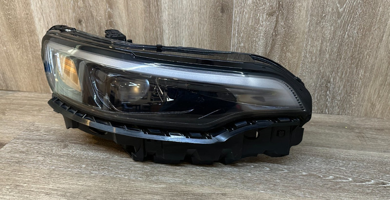 2019-23 JEEP CHEROKEE RH HEADLIGHT ASSEMBLY - OEM PART # 682275944AF