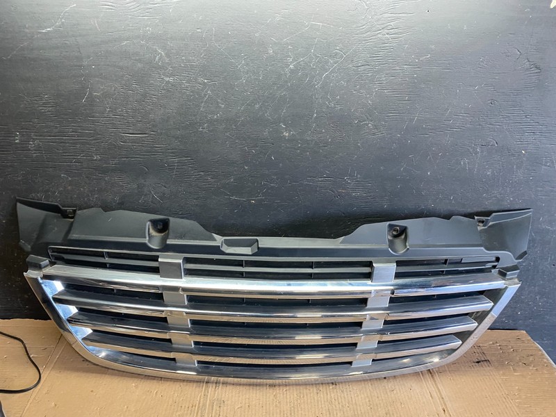 2009 to 2011 Freightliner Sprinter Front Upper Chrome Grill Grille P8567 PS