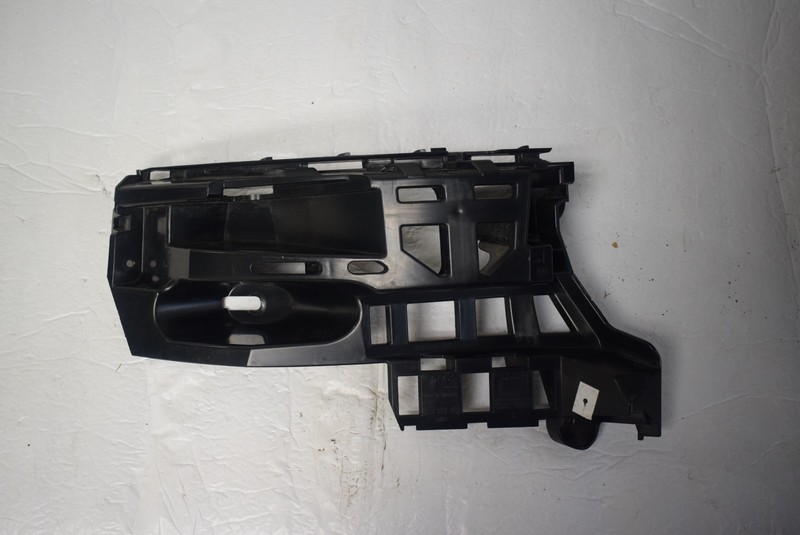 2016 Macan S RWD Porsche L REAR INTERIOR BRACKETS 95B807483 OEM