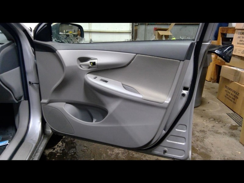 2009 COROLLA Passenger Right Front Door Trim Panel 1540003