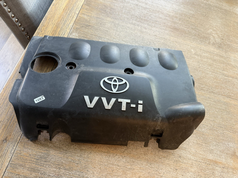 2007 to 2011 Toyota Yaris Motor Engine Cover OEM 1.5L