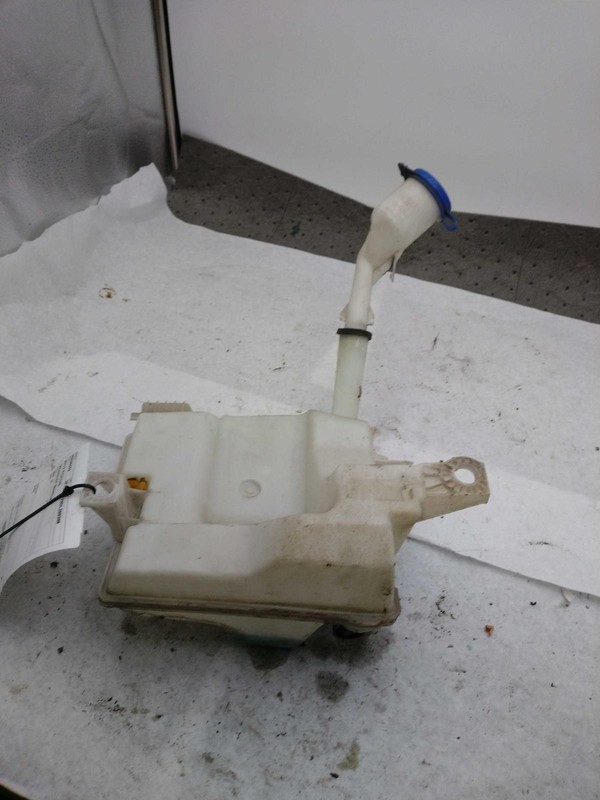 2013 Ford Focus Washer Fluid Reservoir OEM Red CP9Z17618A 148K Miles