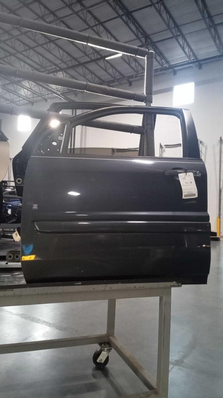 2009 Chevrolet Equinox Left Door Grey 180887 Used 190K Miles OEM
