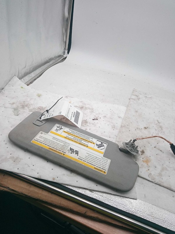 2019 Chevrolet Equinox Sun Visor White OEM Used 670890 4DR SUV 92K Miles