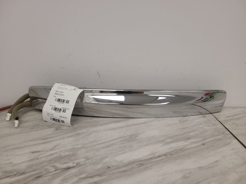 TAILGATE TRIM CROME CAMERA HANDLE FITS 20 ARMADA 579076