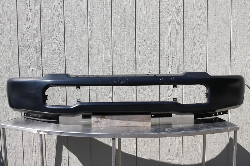 2023-2024 Ford F-250 F-350 Super Duty Front Bumper Face Bar Oem