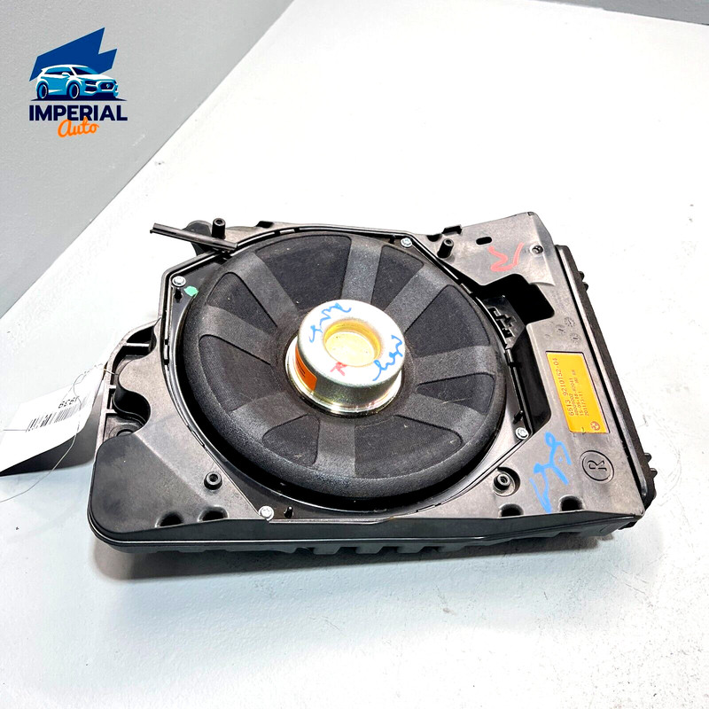 2011 - 2018 BMW 340 XI AUDIO SYSTEM SUBWOOFER SPEAKER RIGHT PASSENGER SIDE OEM