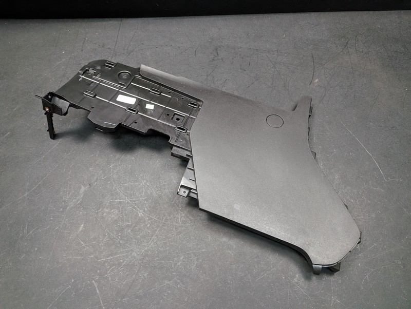 Center Console Right Side Lower Trim Panel 2019 Chevrolet Equinox 84500310 20-24