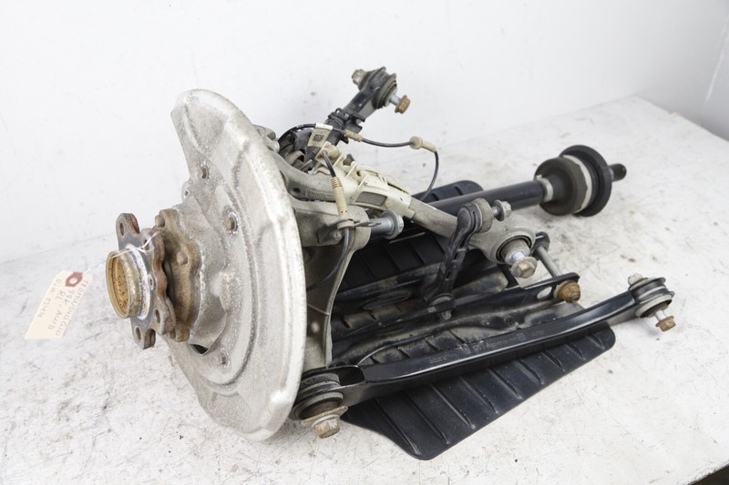 17-20 BMW 530I 540I G30 DRIVER SIDE REAR LEFT SPINDLE AXLE CONTROL ARM SET