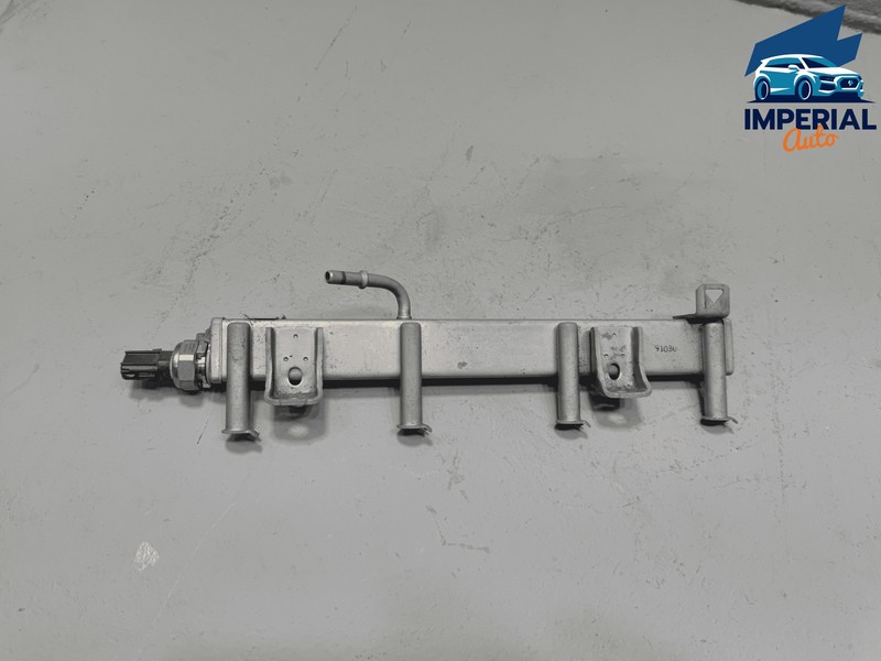 2018-2024 Toyota Camry 2.5L Engine Fuel Injection Rail w/Pressure Sensor OEM