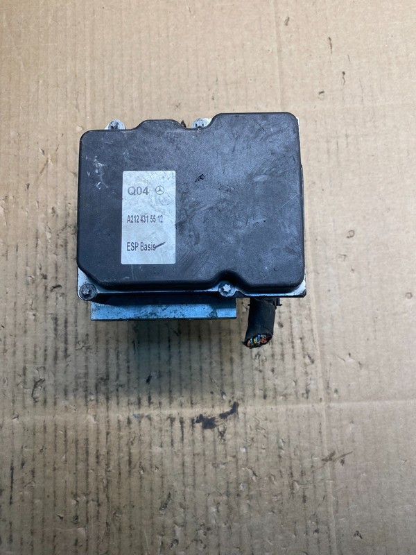 2010 to 2013 Mercedes E350 W212 ABS Anti Lock Brake Pump A2124315512 AB2741 DG
