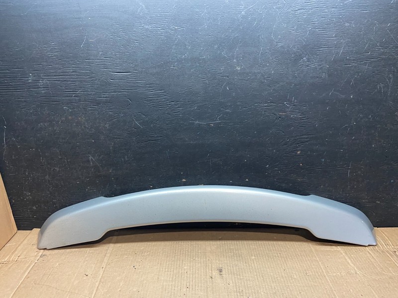 2008 to 2014 Land Rover LR2 Rear Trunk Tail Light Lift Gate Spoiler O3103 DG