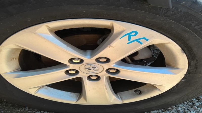 Wheel 17x7 Alloy 5 Spoke With Washer Style Lug Nut Fits 13-15 RAV4 1590830