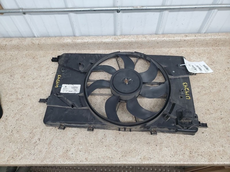 Radiator Fan Motor Fan Assembly Fits 12-17 VERANO 304401